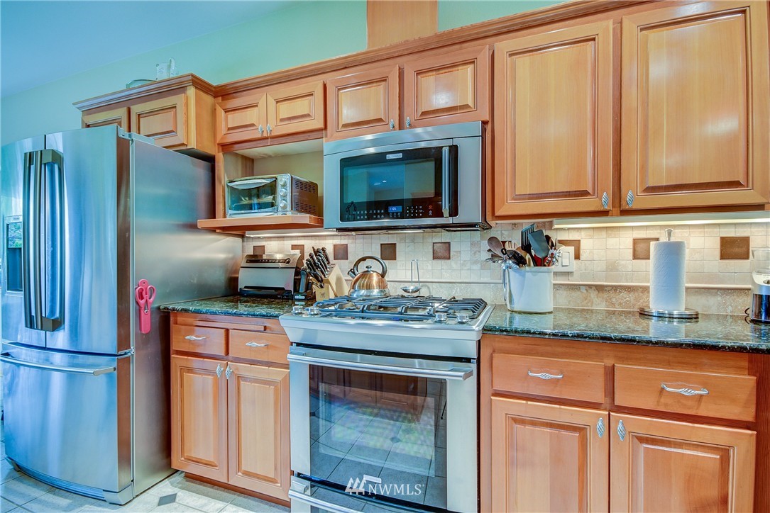 28504 State Rte 20 Oak Harbor, WA 98277 - Photo 6 of 25