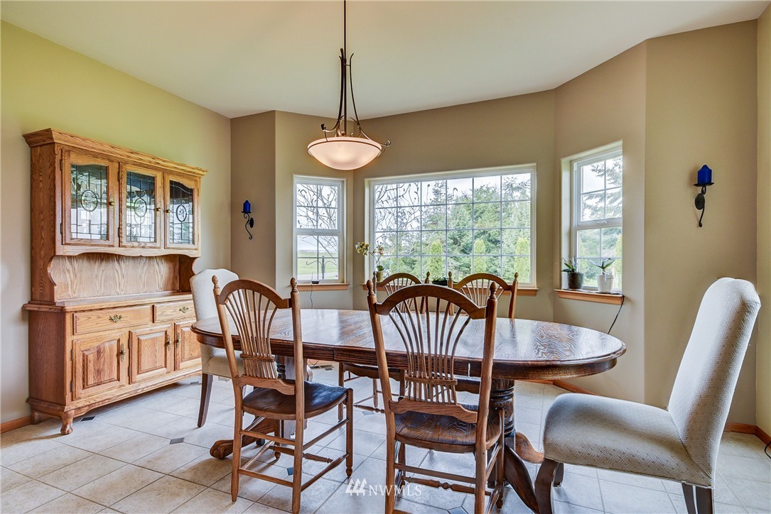 28504 State Rte 20 Oak Harbor, WA 98277 - Photo 8 of 25