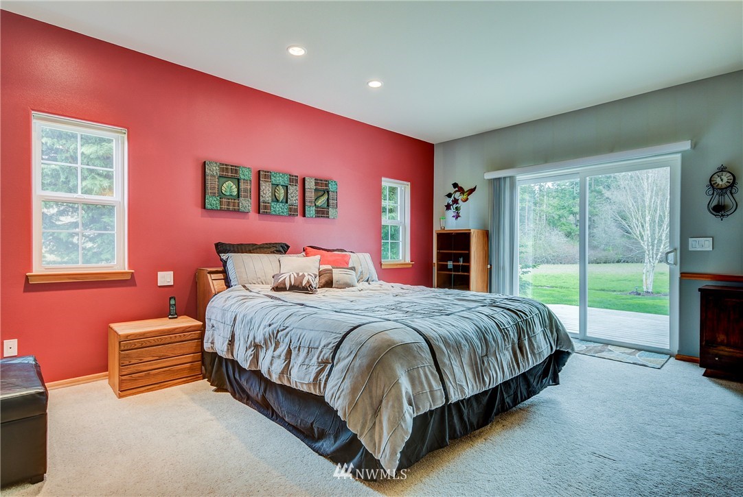 28504 State Rte 20 Oak Harbor, WA 98277 - Photo 10 of 25