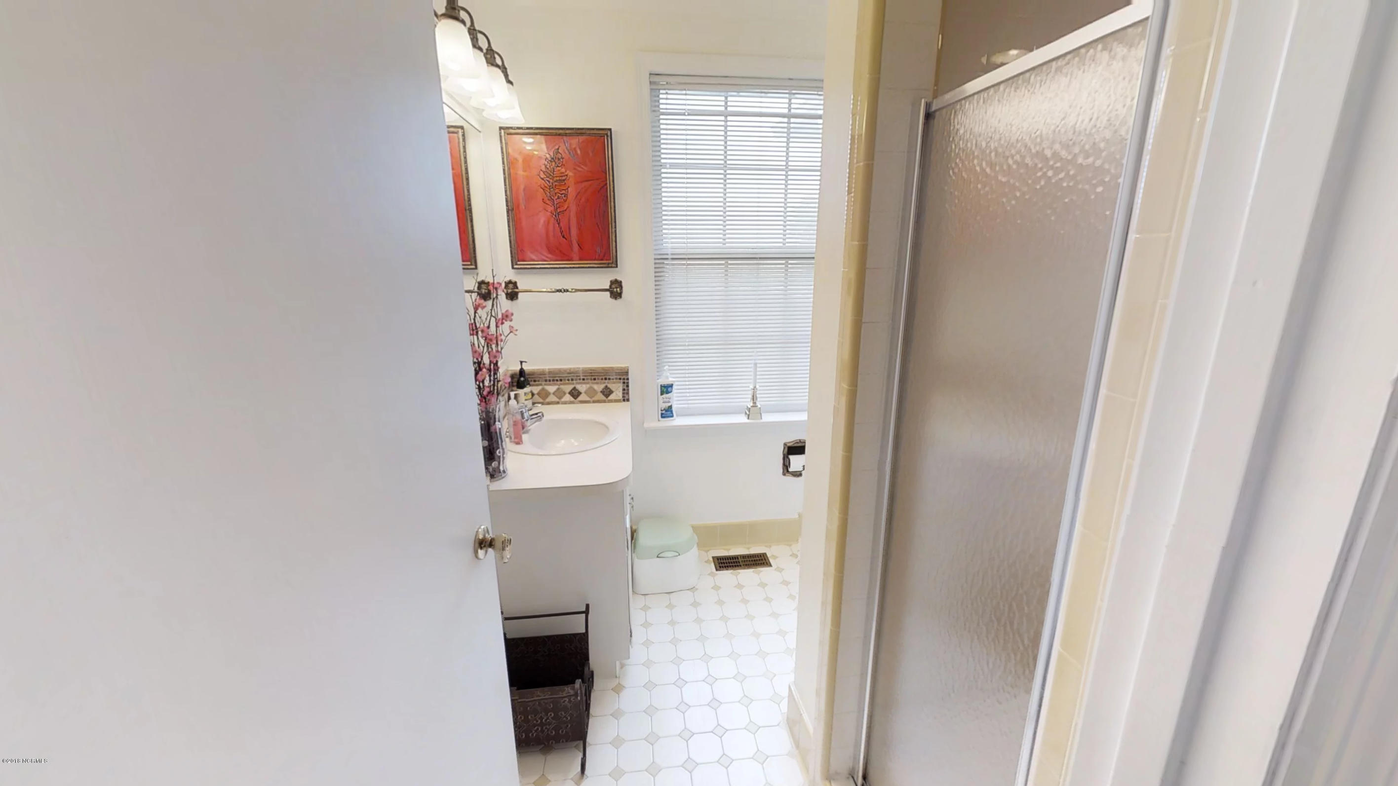 400 Goose Creek Road Hubert, NC 28539 - Photo 18 of 73 400 Goose Creek Rd, Hubert035
