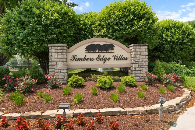 $299,900 | 1909 Timbers Edge Circle, Joliet, IL 60431