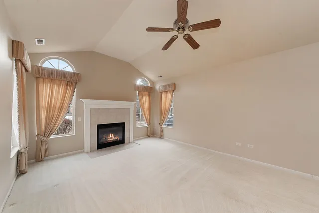 $299,900 | 1909 Timbers Edge Circle, Joliet, IL 60431