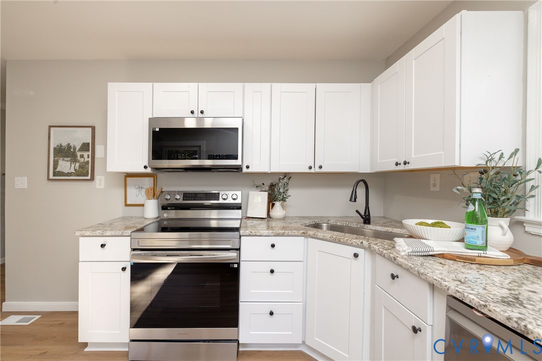 4271 Laurel Oak Road Richmond, VA 23237 - Photo 9 of 28 Gallery Image 9