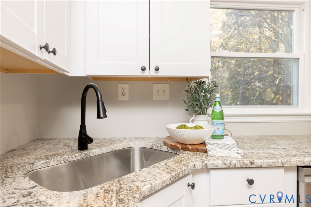 4271 Laurel Oak Road Richmond, VA 23237 - Photo 10 of 28 Gallery Image 10