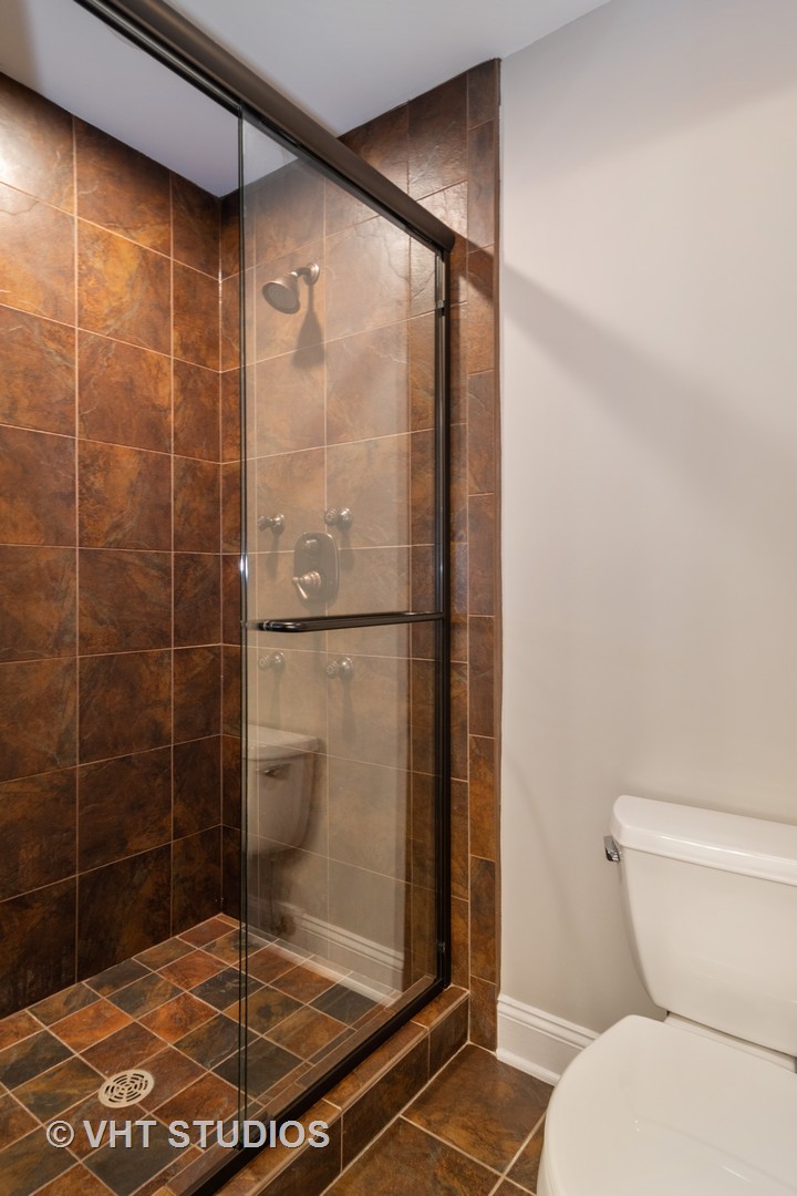 9529 Shields Avenue Brookfield, IL 60513 - Photo 12 of 17
