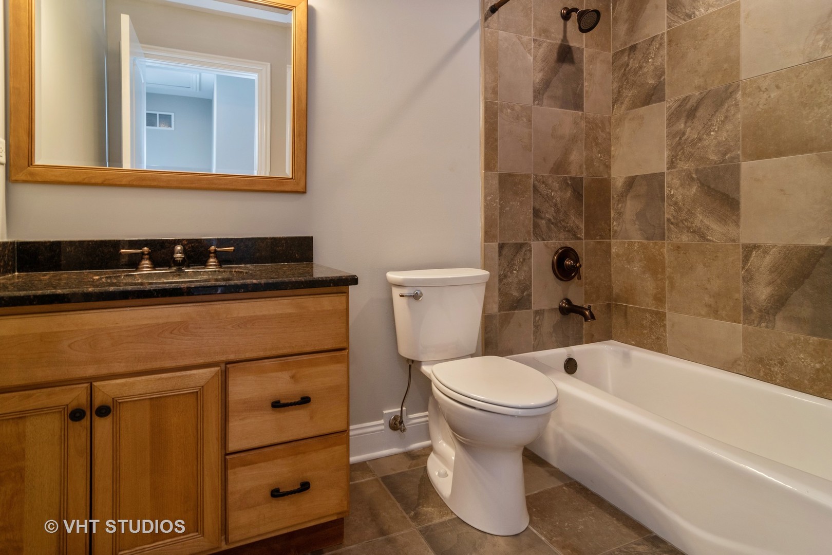 9529 Shields Avenue Brookfield, IL 60513 - Photo 16 of 17