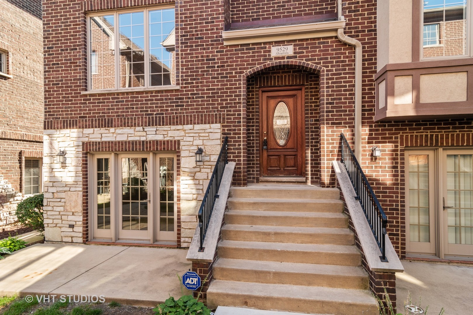 9529 Shields Avenue Brookfield, IL 60513 - Photo 17 of 17