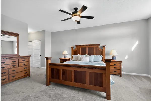 $380,000 | 800 Riviera Drive, Lawrenceburg, IN 47025