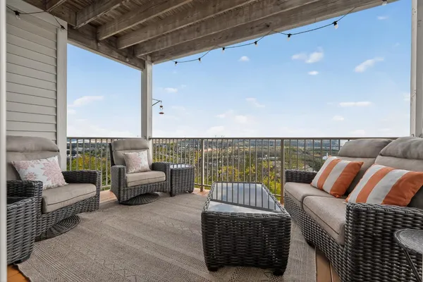 $380,000 | 800 Riviera Drive, Lawrenceburg, IN 47025