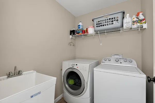 $380,000 | 800 Riviera Drive, Lawrenceburg, IN 47025