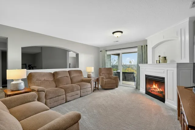 $390,000 | 800 Riviera Drive, Lawrenceburg, IN 47025