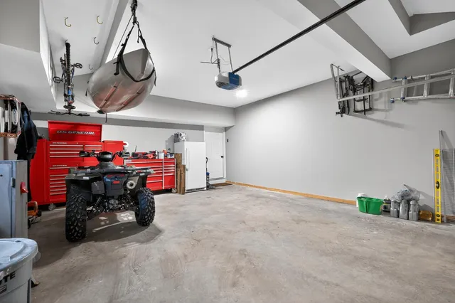 $390,000 | 800 Riviera Drive, Lawrenceburg, IN 47025