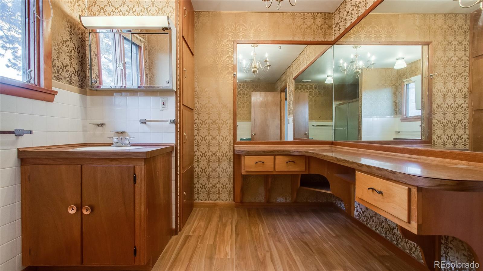 9350 Cross Bow Road Morrison, CO 80465 - Photo 15 of 33 Gallery Image 15