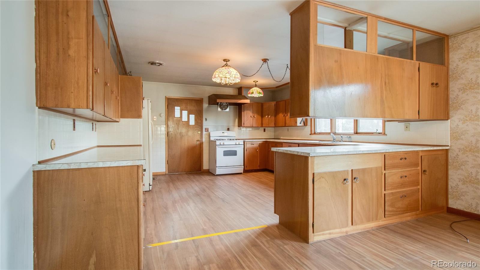 9350 Cross Bow Road Morrison, CO 80465 - Photo 10 of 33 Gallery Image 10