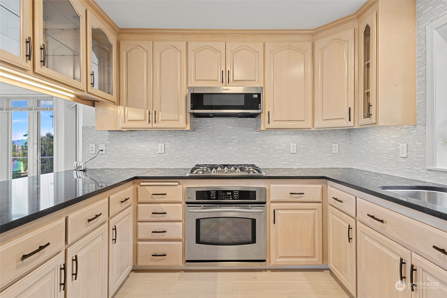1846 Polnell Road Oak Harbor, WA 98277 - Photo 17 of 36 Gallery Image 17