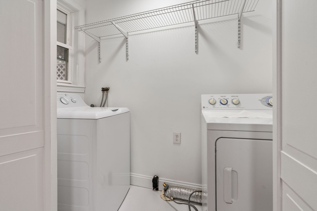 10 Frances Street, Unit 10 Newton, MA 02461 - Photo 15 of 16