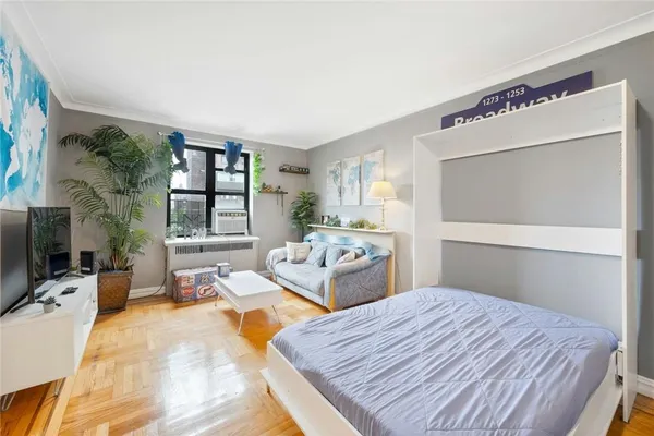 $70,000 | 2025 Valentine Avenue, Unit 6B | Tremont