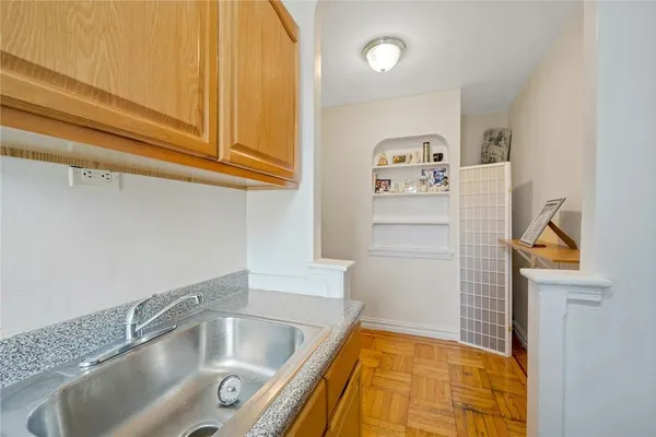 $70,000 | 2025 Valentine Avenue, Unit 6B | Tremont