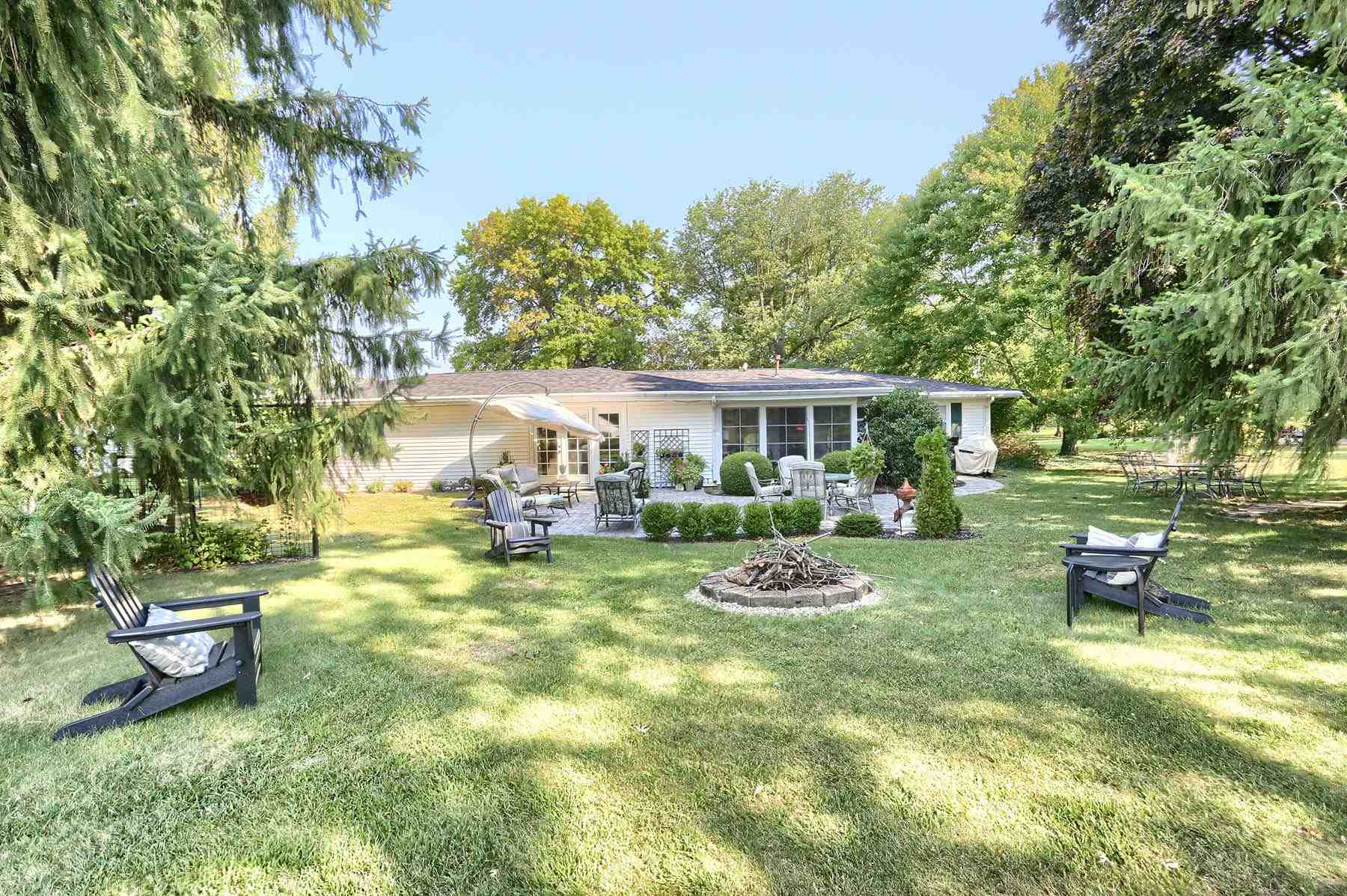 4043 North Sullivan Road Leesburg, IN 46538 - Photo 14 of 23 Gallery Image 14