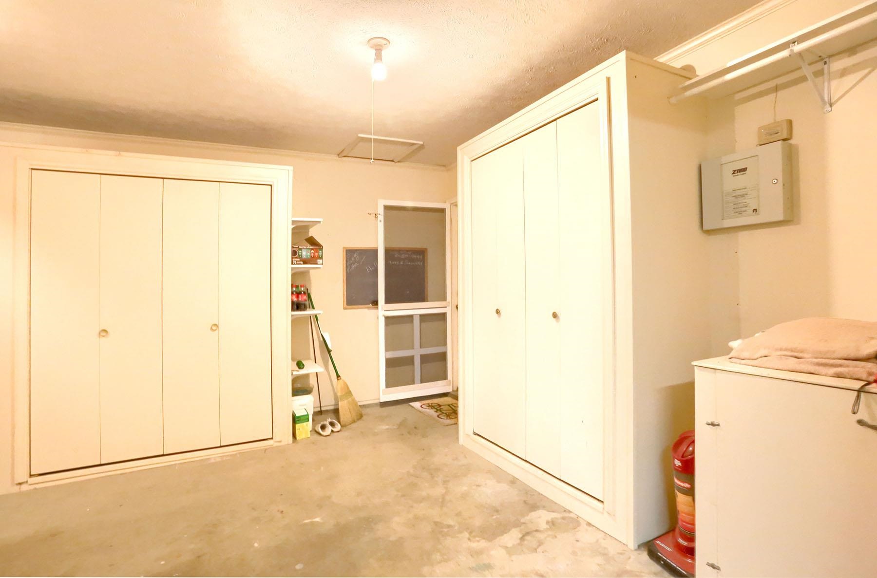 4043 North Sullivan Road Leesburg, IN 46538 - Photo 18 of 23 Gallery Image 18