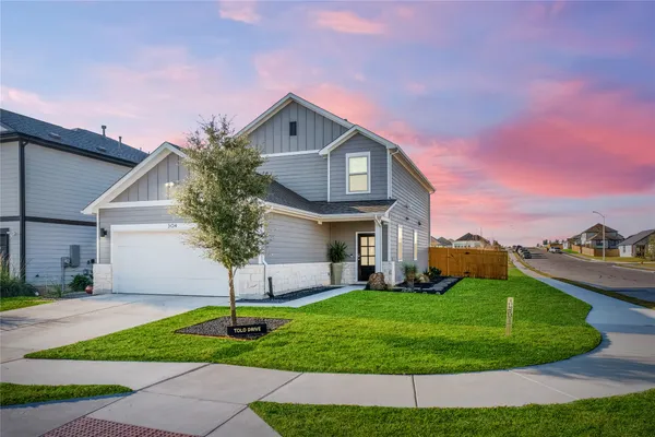 $338,900 | 304 Tolo Drive, Elgin, TX 78621