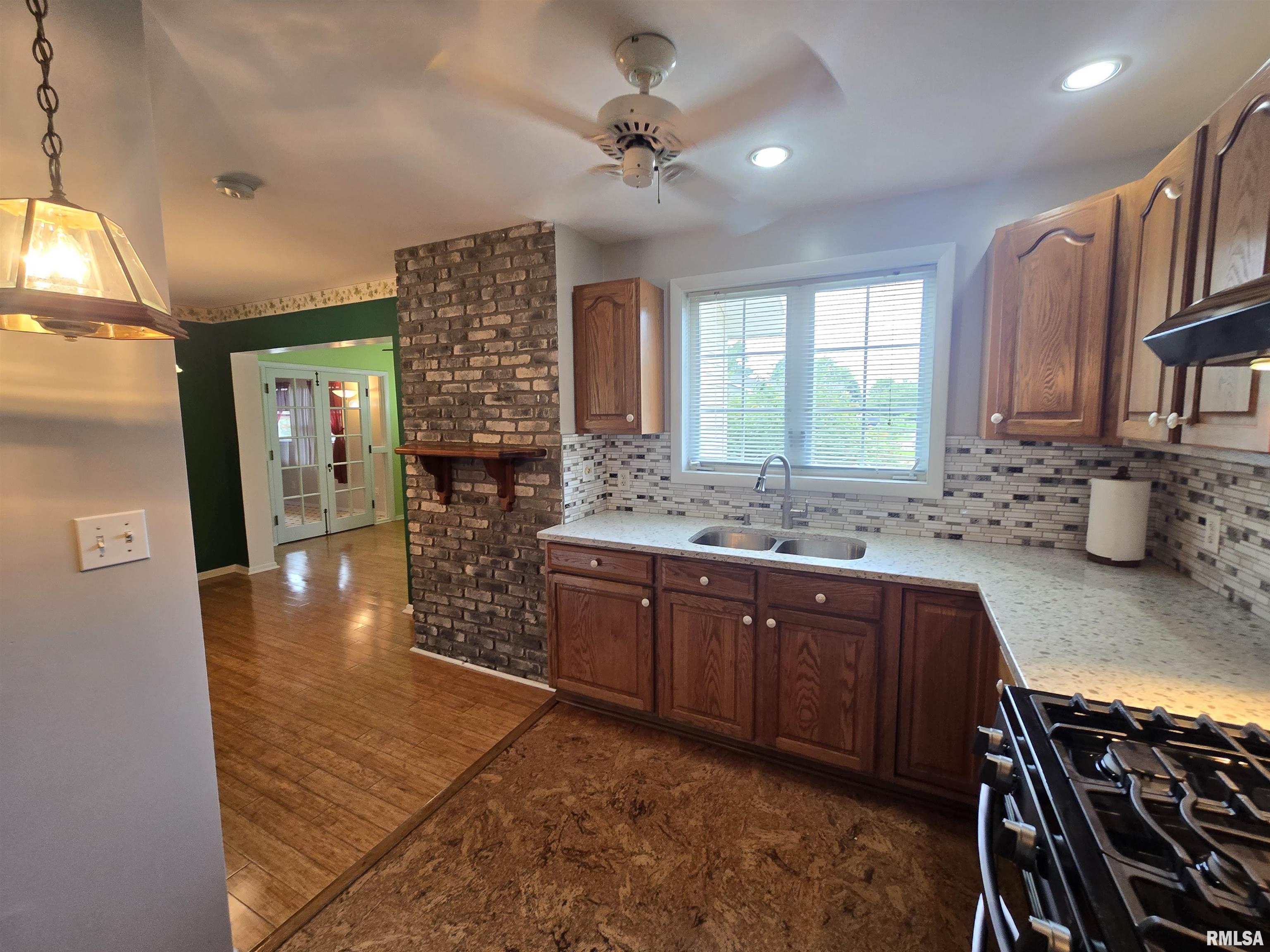 108 School Street Washington, IL 61571 - Photo 20 of 62
