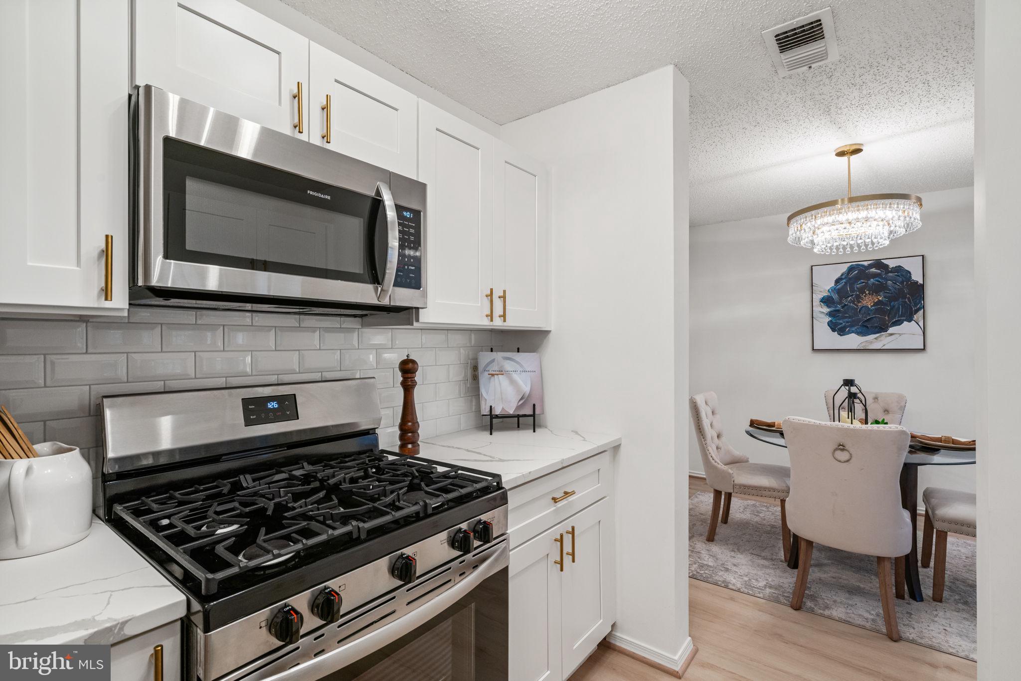 21029 Timber Ridge Terrace, Unit 204 Ashburn, VA 20147 - Photo 13 of 28