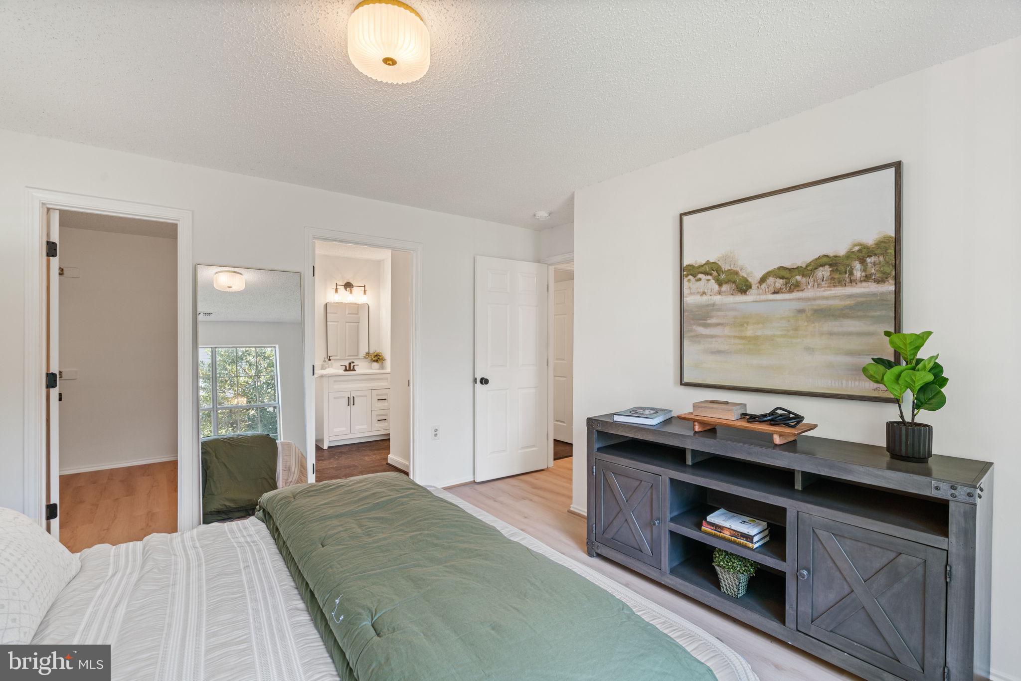 21029 Timber Ridge Terrace, Unit 204 Ashburn, VA 20147 - Photo 17 of 28