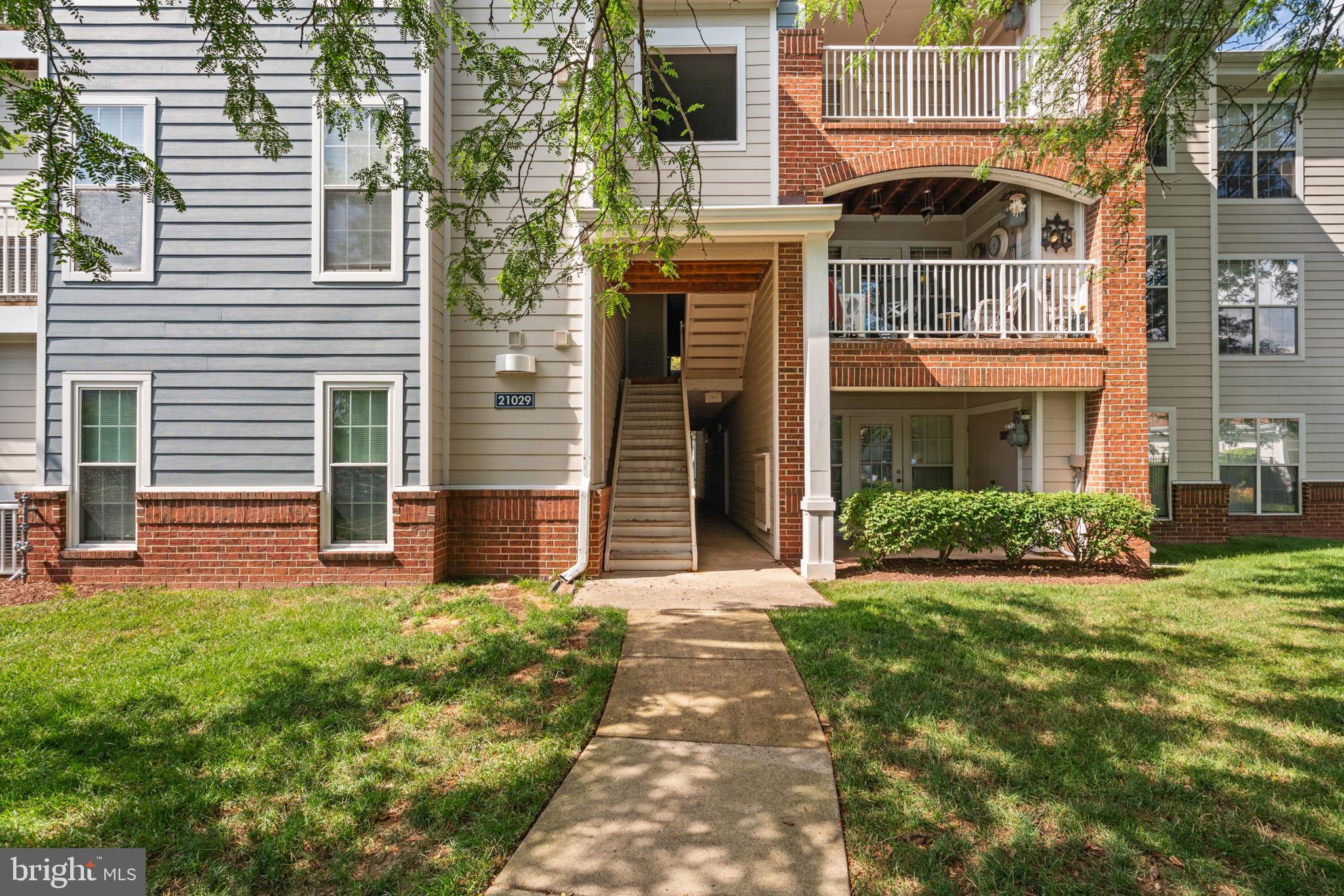 21029 Timber Ridge Terrace, Unit 204 Ashburn, VA 20147 - Photo 6 of 28