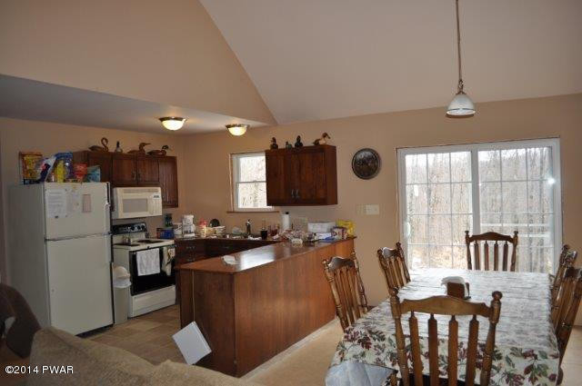 41 Swamp Road Pleasant Mount, PA 18453 - Photo 6 of 27 Gallery Image 6