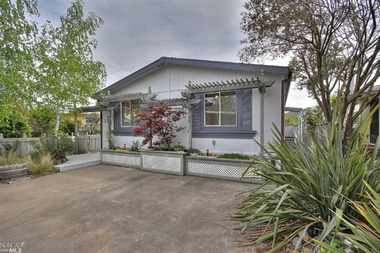 102 Yosemite Road, Unit 102 San Rafael, CA 94903 - Photo 1 of 1 Front of house and large driveway