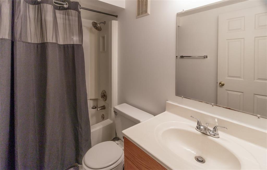 321 Ridge Point Circle, Unit B11 Bridgeville, PA 15017 - Photo 11 of 17 Gallery Image 11
