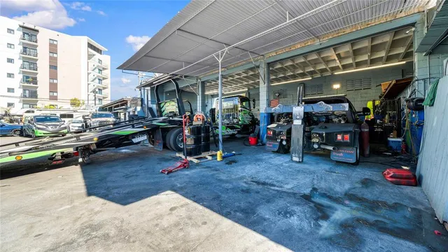 $5,900,000 | 820 Northwest 23rd Street, Miami, FL 33127