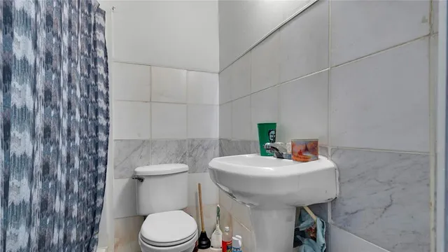 $5,900,000 | 820 Northwest 23rd Street, Miami, FL 33127