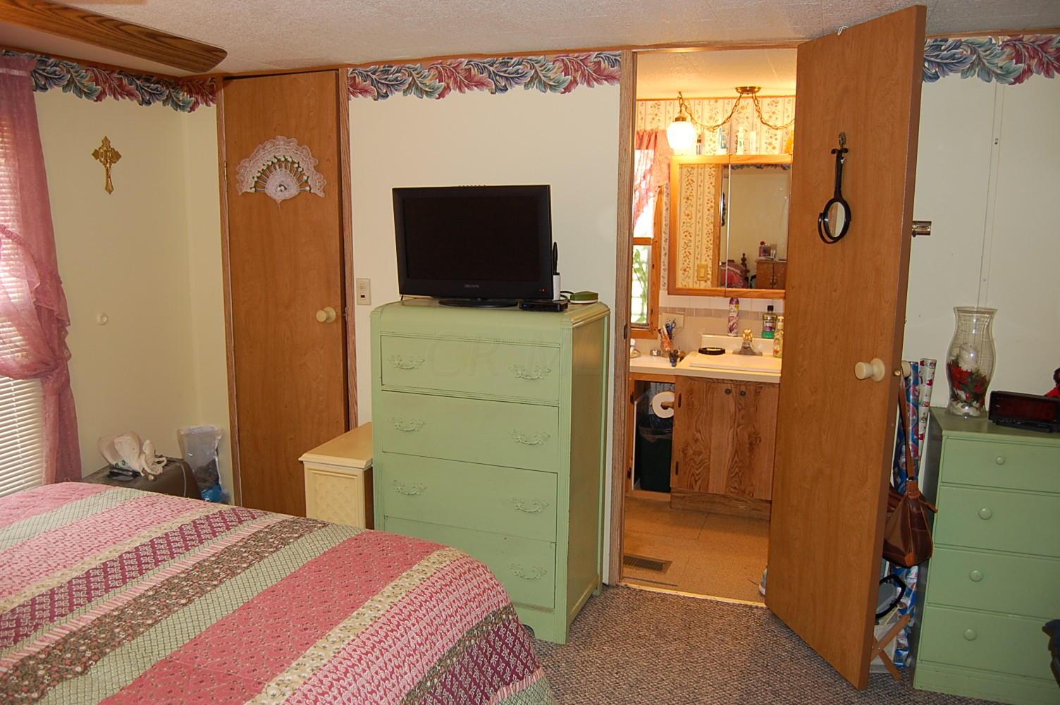 8565 Smith-Calhoun Road, Unit 52 Plain City, OH 43064 - Photo 11 of 18