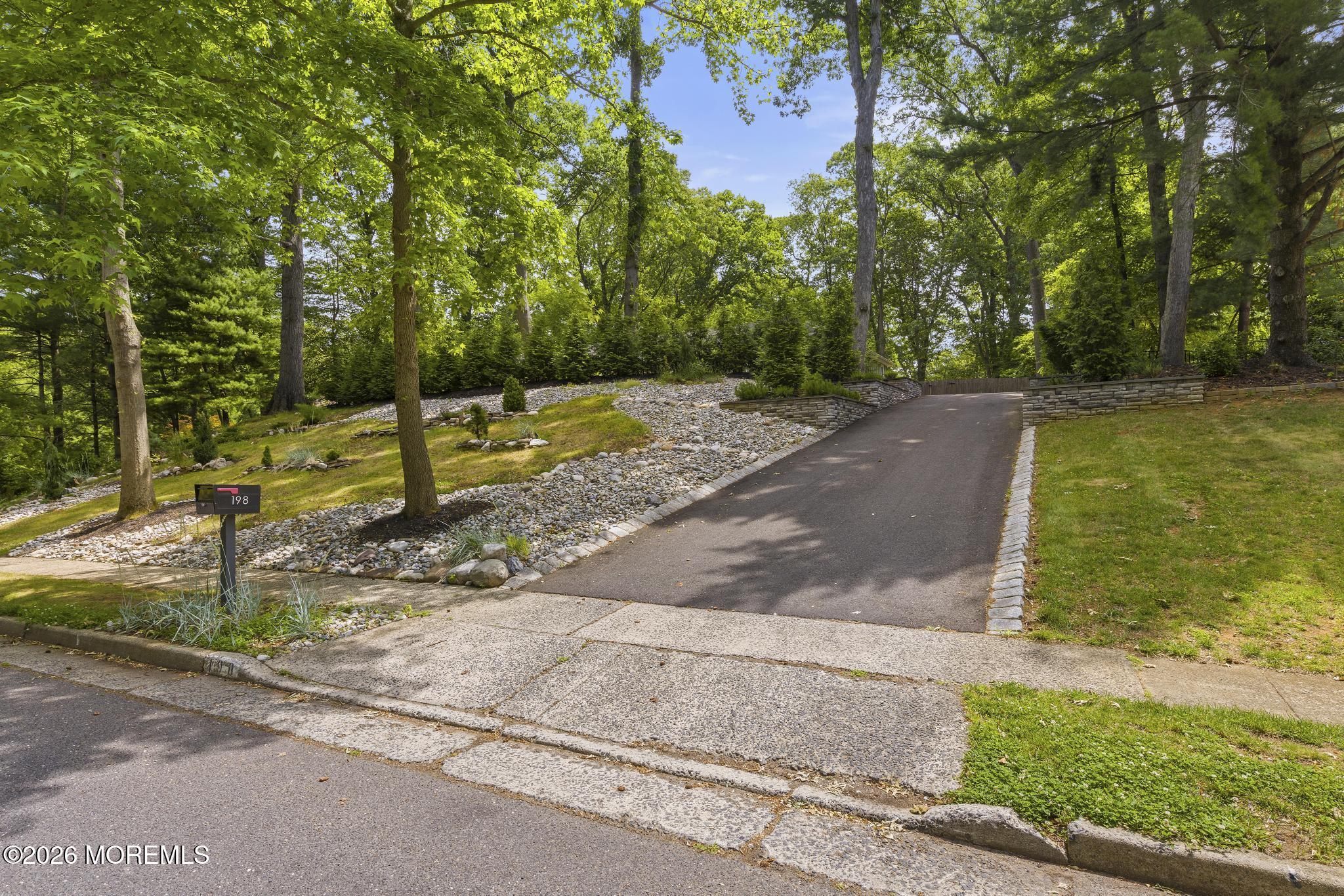 198 Borden Road Middletown, NJ 07748 - Photo 59 of 69 198 Borden Rd (65)