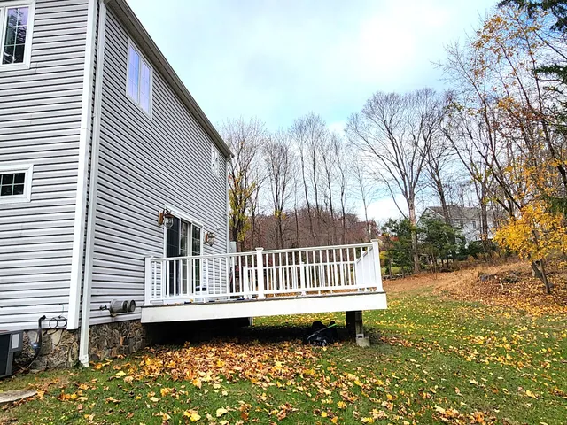 $2,995 | 157 Ball Pond Road, Unit C, New Fairfield, CT 06812