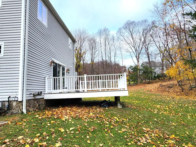 $2,995 | 157 Ball Pond Road, Unit C, New Fairfield, CT 06812