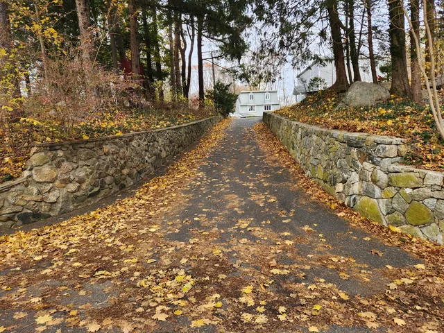 $2,995 | 157 Ball Pond Road, Unit C, New Fairfield, CT 06812