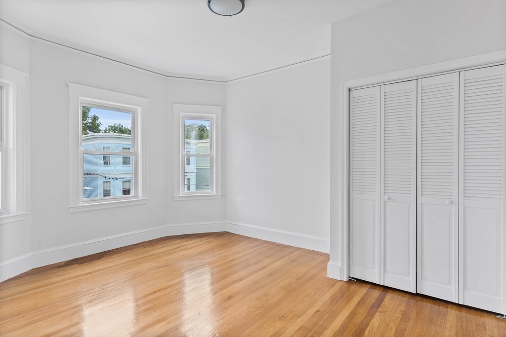 60 Lithgow Street Boston, MA 02124 - Photo 20 of 36