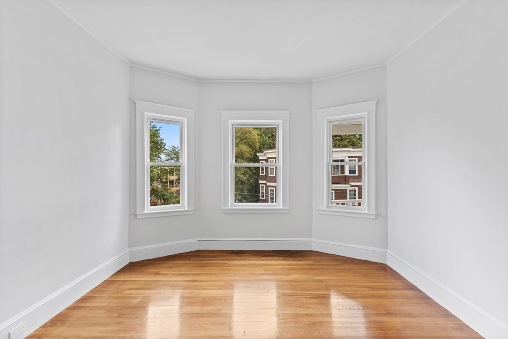 60 Lithgow Street Boston, MA 02124 - Photo 26 of 36