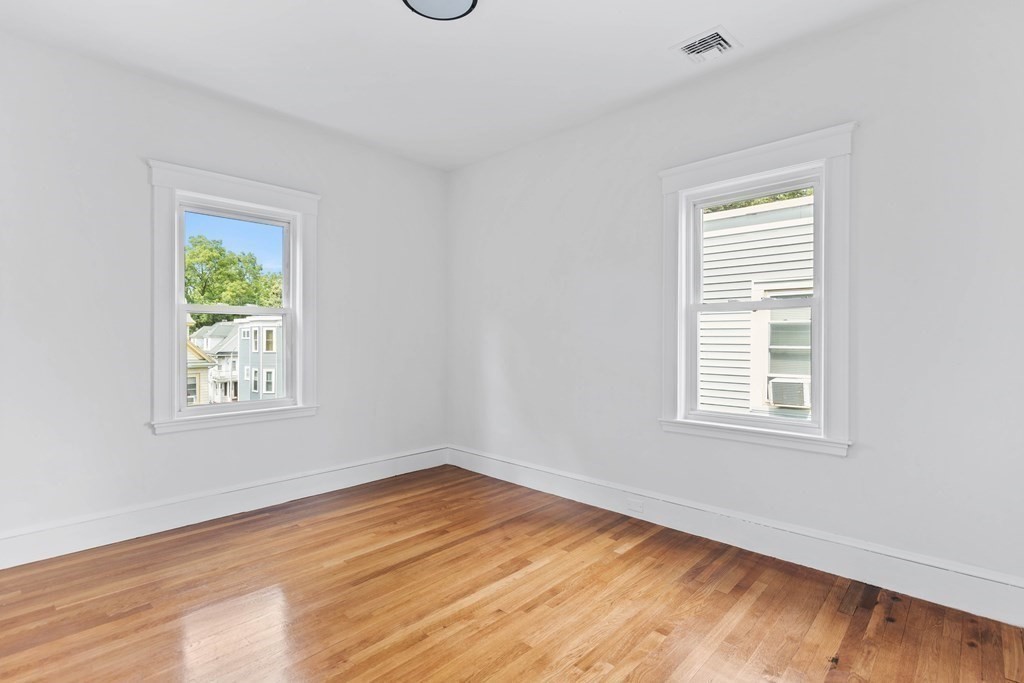 60 Lithgow Street Boston, MA 02124 - Photo 33 of 36