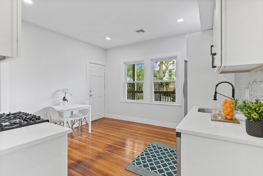 60 Lithgow Street Boston, MA 02124 - Photo 7 of 36