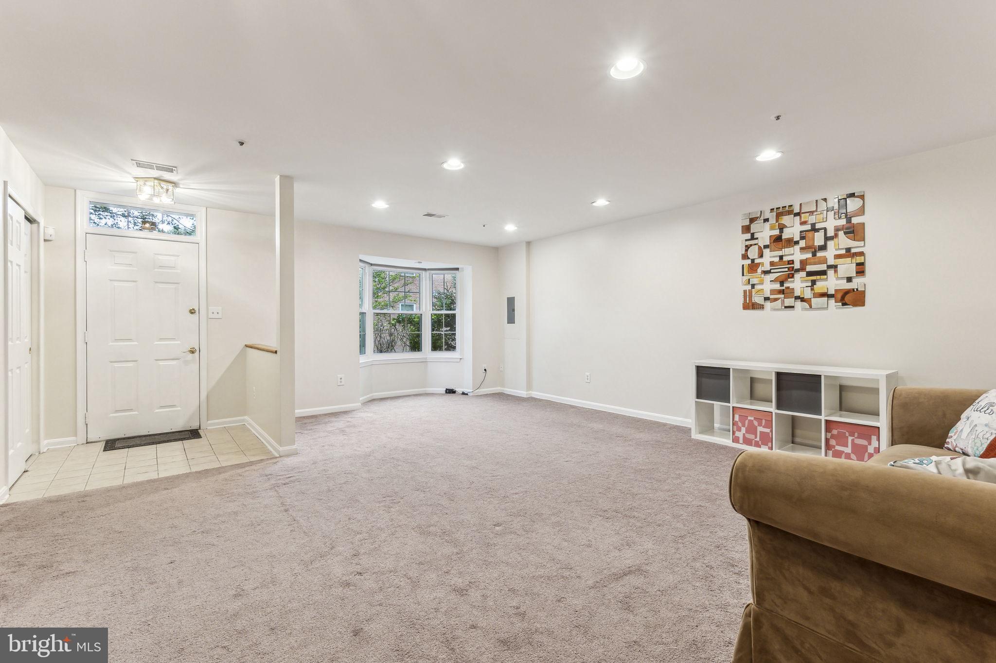 9212 Vanfleet Court Laurel, MD 20708 - Photo 6 of 46 Gallery Image 6