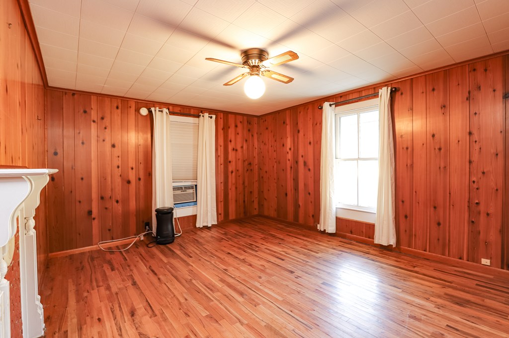 20344 Old County Road Greenbush, VA 23357 - Photo 20 of 32