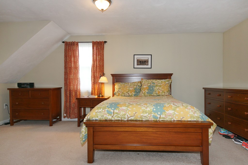 15 Forrest Road Northborough, MA 01532 - Photo 11 of 20 Gallery Image 11