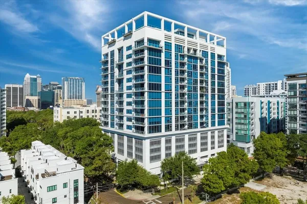 $2,800 | 260 South Osceola Avenue, Unit 1010, Orlando, FL 32801
