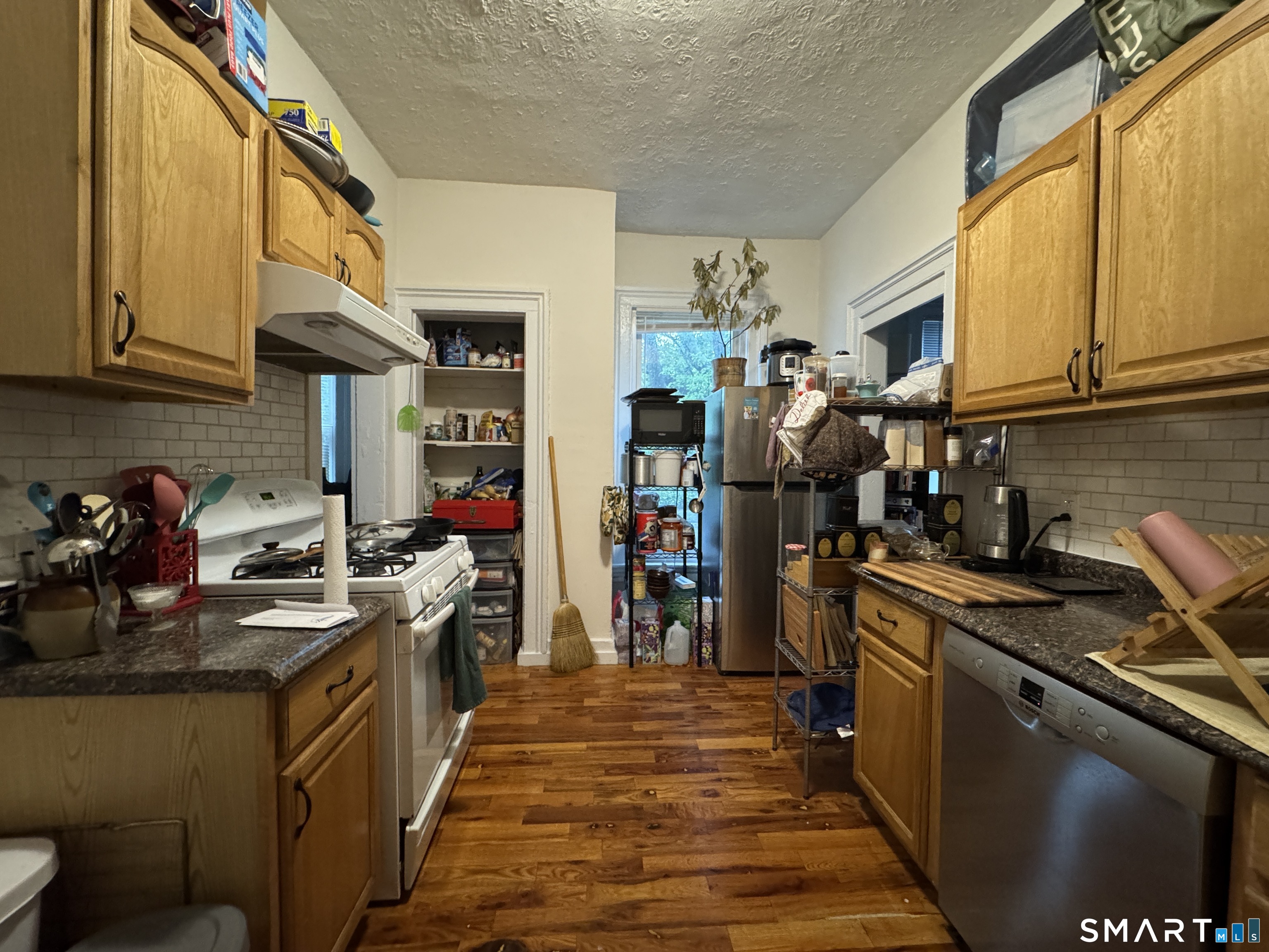 49 Edwards Street, Unit 1A New Haven, CT 06511 - Photo 1 of 9