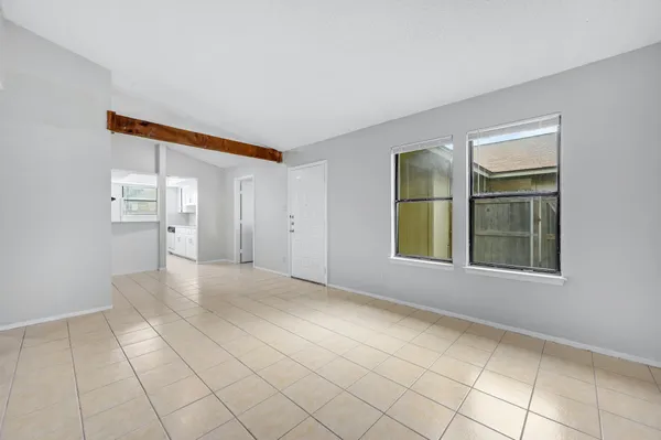 $1,250 | 2008 Old W Place, Unit B, Round Rock, TX 78681