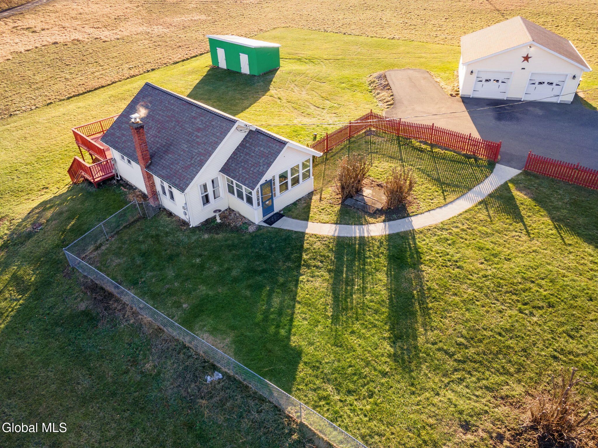 32-1885TarrytownRd_32